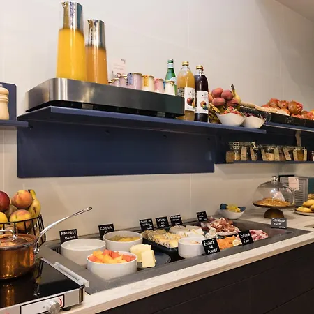 Mercure Centre מלון
