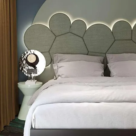 Mercure Centre מלון 4*