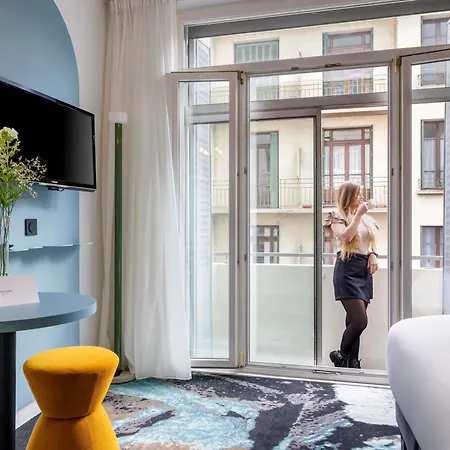 Mercure Centre Hotel 4*