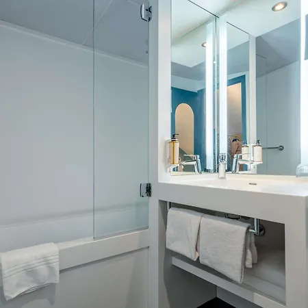 Mercure Centre 4*
