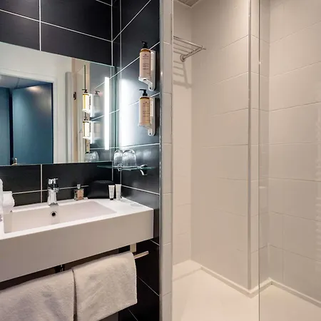 Mercure Centre Otel 4*